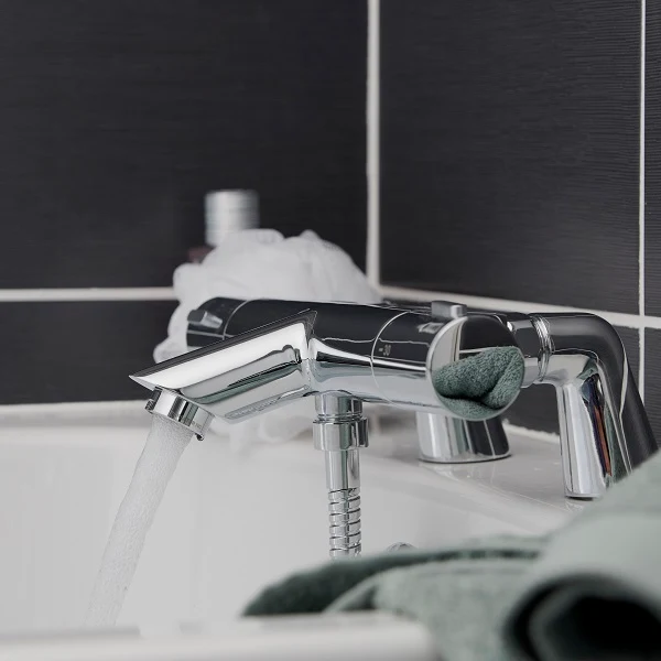 Mitigeur mural Mitigeur thermostatique NF de baignoire LINEATHERM