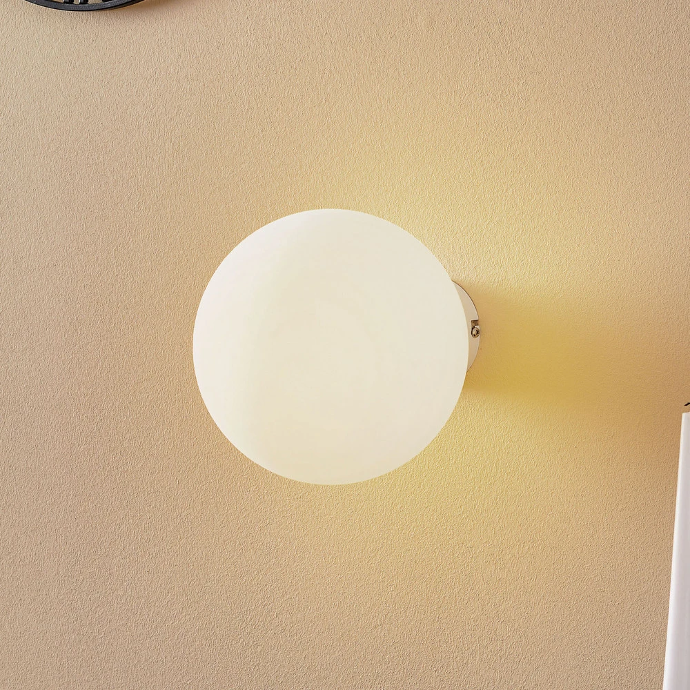 Applique Ball, support mural blanc en laiton brossé