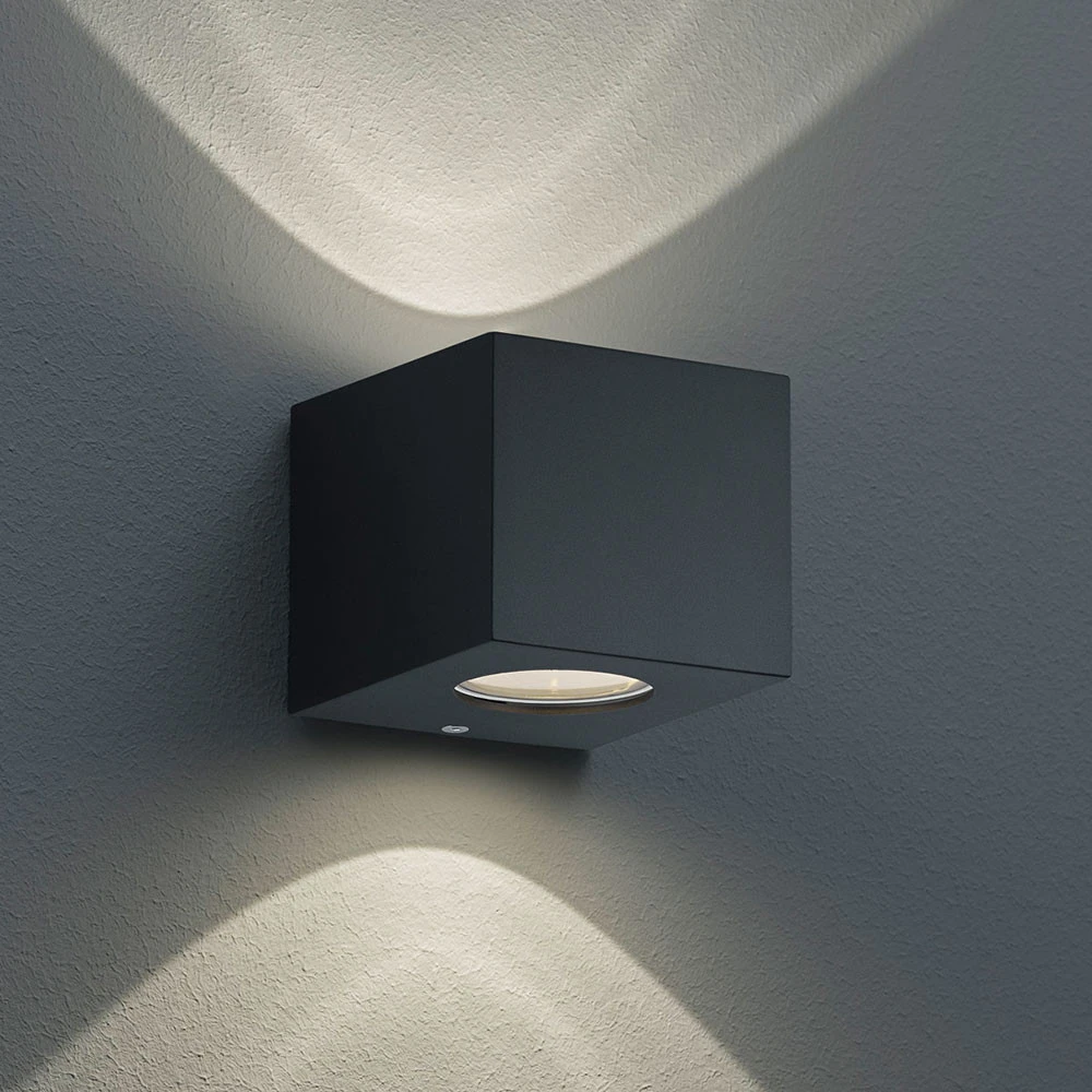 Applique d'extérieur LED Cordoba carré, noir pour miroir de salle de bain