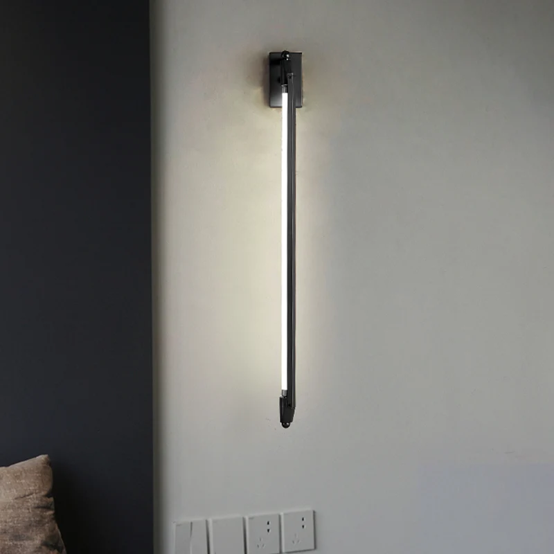 Applique murale linéaire en laiton/noir, récent et élégante, 1 lumière réglable en aluminium, éclairage pour salon
