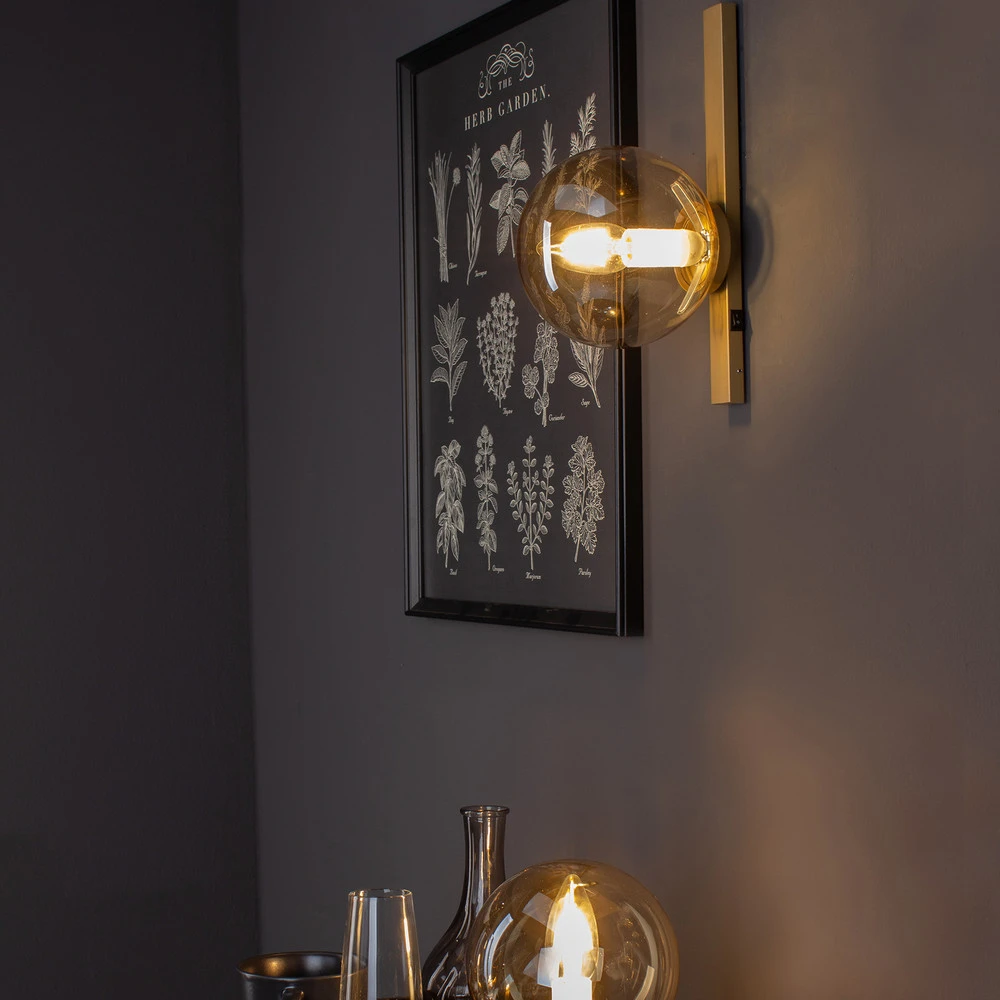 Applique Pluton à une lampe, dorée avec bras réglable