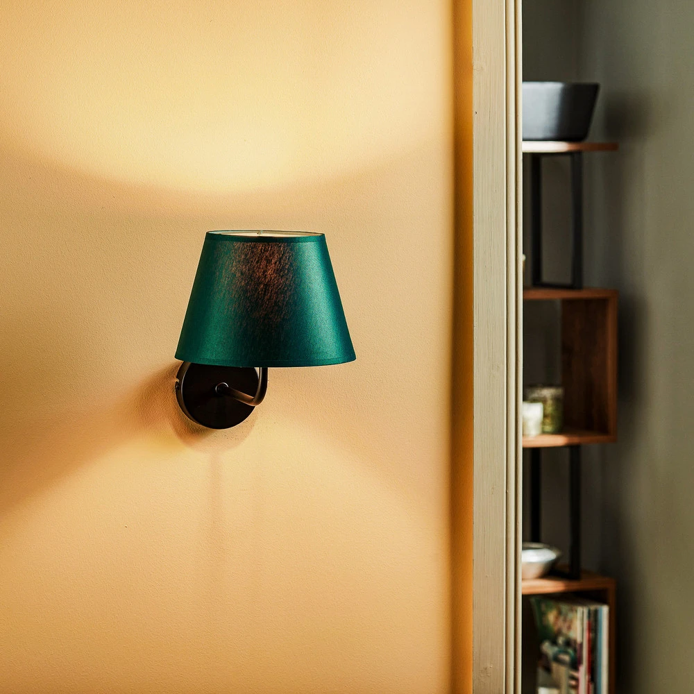 Applique Soho, conique, verte/dorée avec ampoule LED incluse