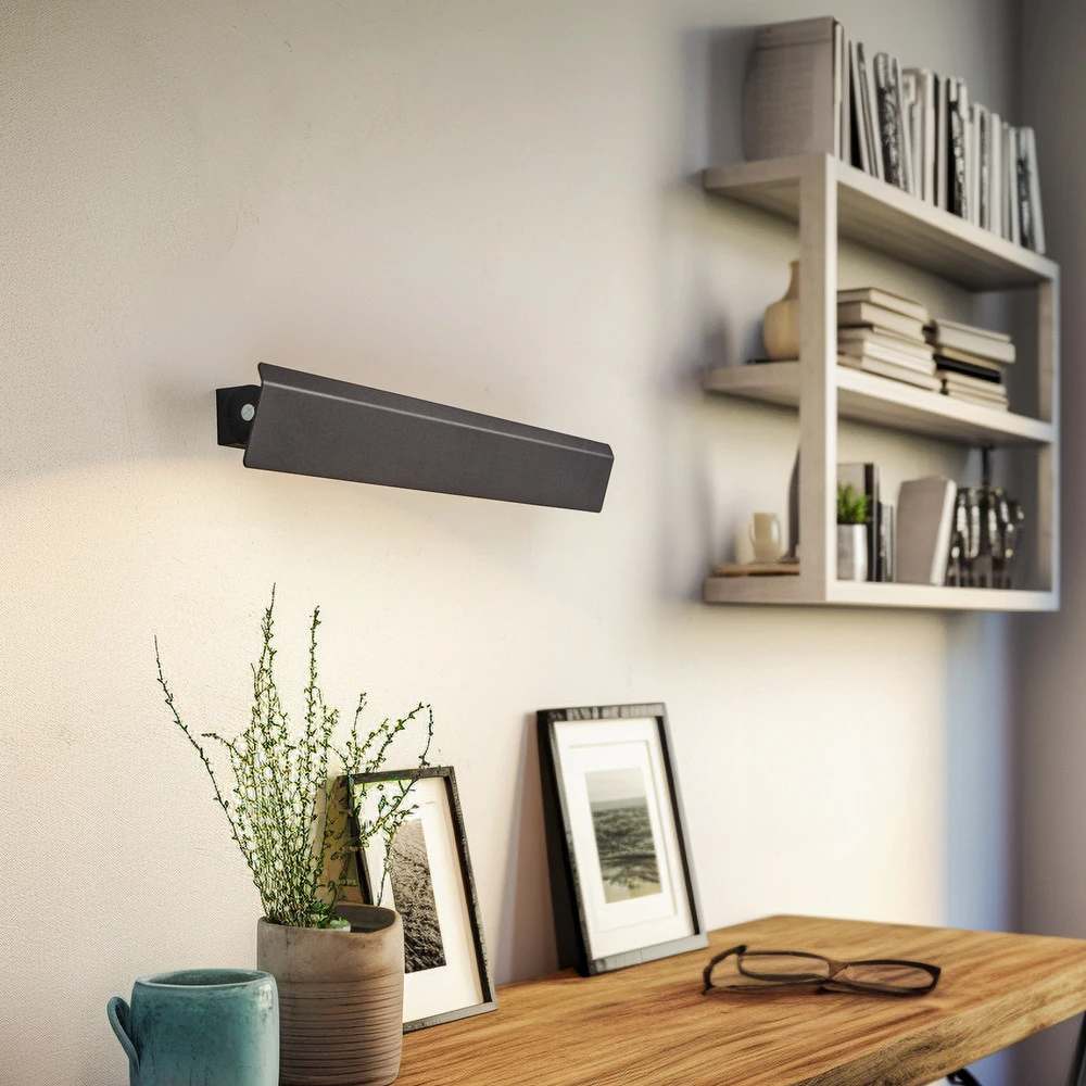 Design Contemporain Applique murale Wing, noir, acier, interrupteur, largeur 68 cm