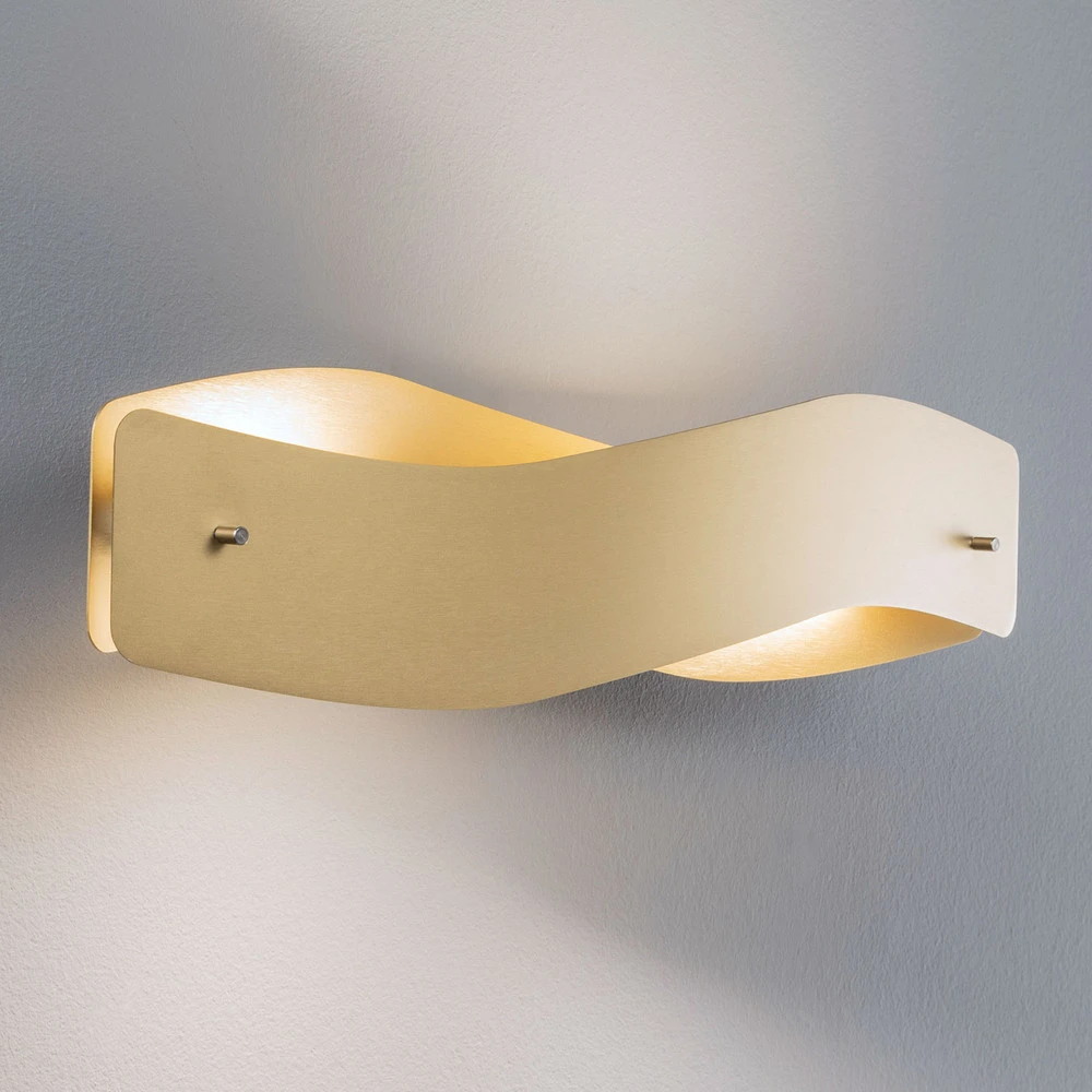Quitani Applique murale LED Lian, couleur laiton pour salle de bain IP44