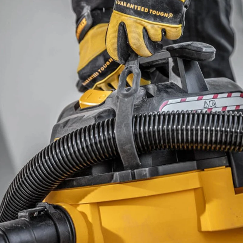 Robuste Industriel Aspirateur eau et poussières DEWALT DXV20P – 1050W - 20L