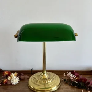 Lampe de notaire métal doré opaline verte pour décoration de Noël