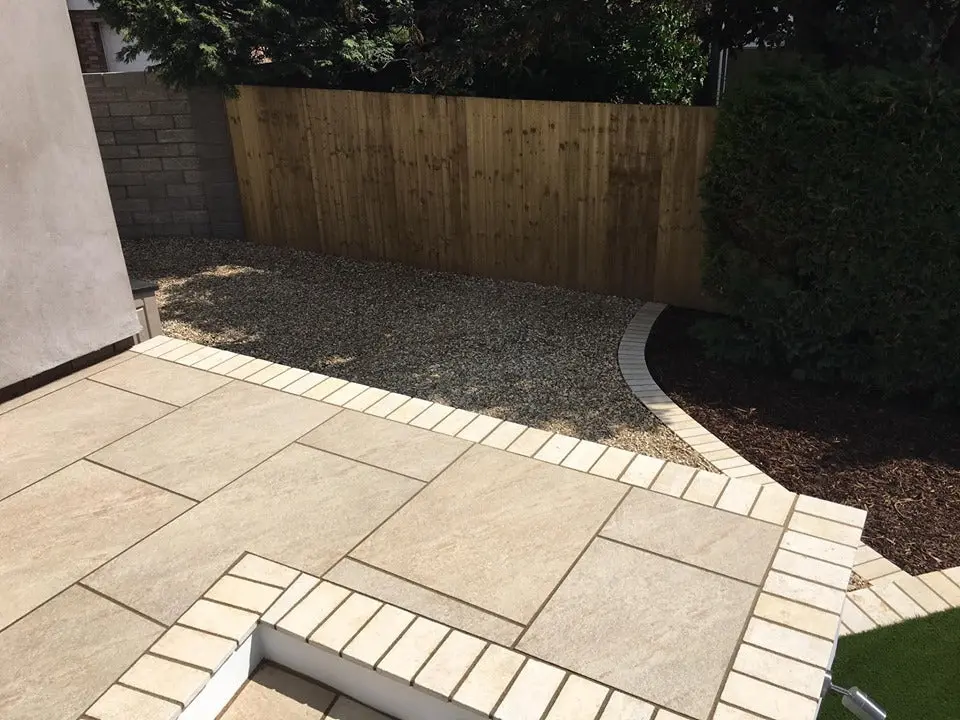 Carrelage extérieur effet pierre QUARTZITE CRÈME - 90 x 60 x 2 cm