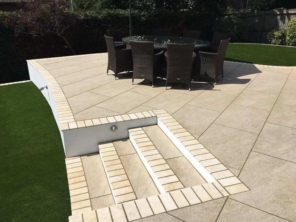 Carrelage extérieur effet pierre QUARTZITE CRÈME - 90 x 60 x 2 cm