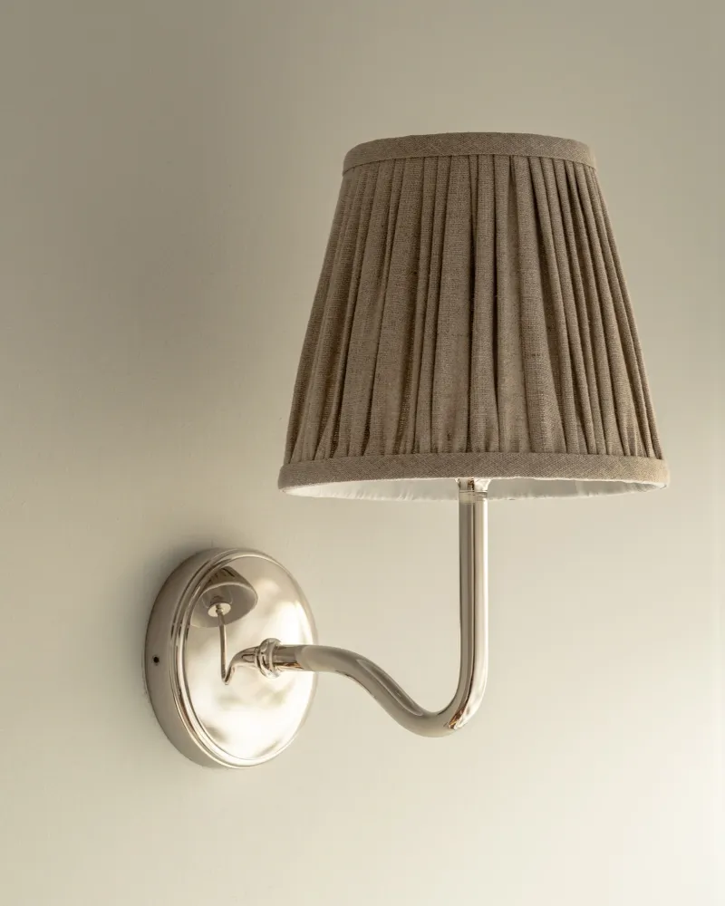 Malvern Applique Murale Moyenne Plissée Sable Naturel - Nickel Poli