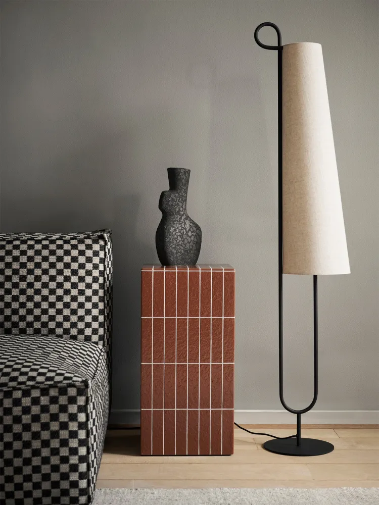 Ancora Floor Lamp - Black/Natural