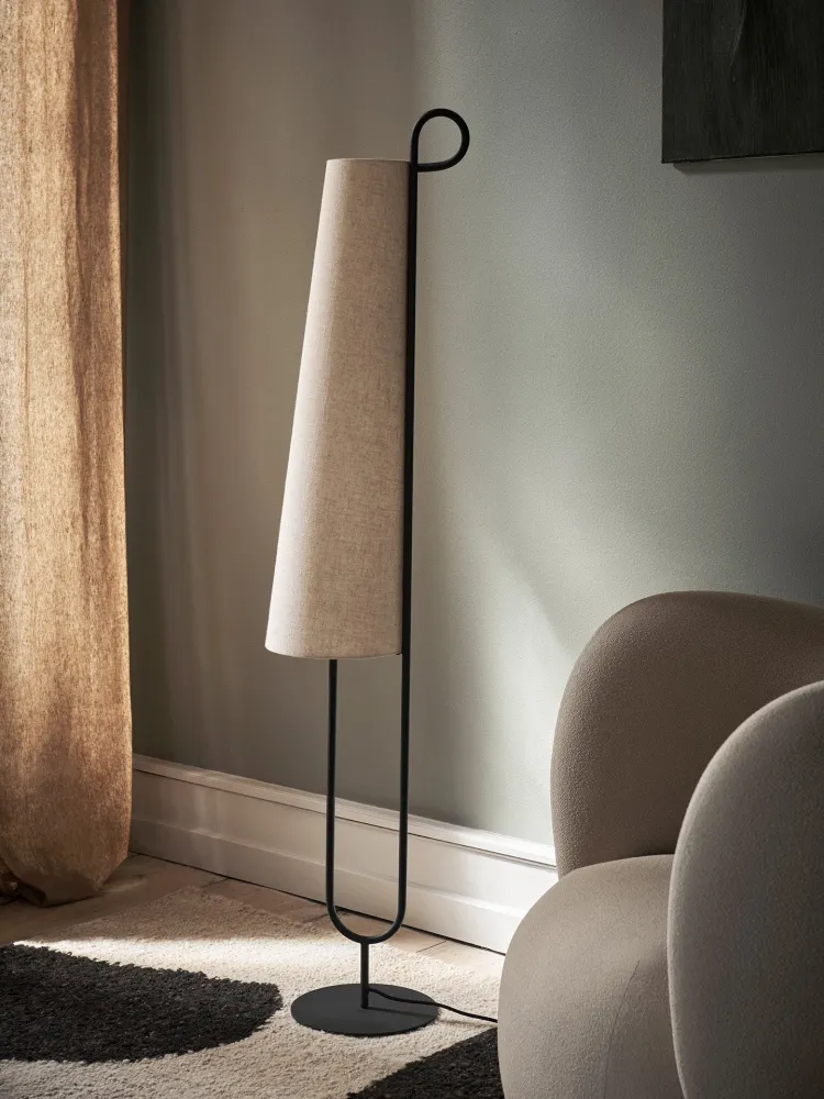 Ancora Floor Lamp - Black/Natural