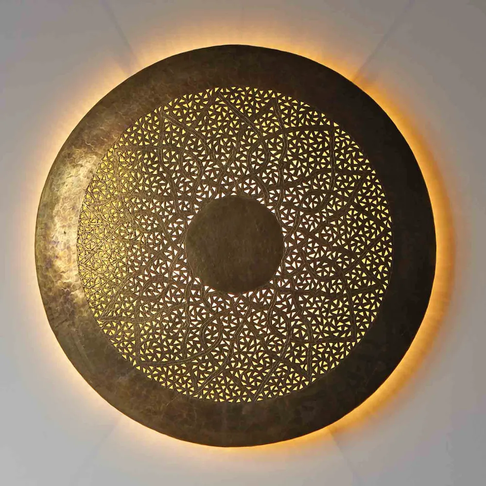 Applique murale en laiton Hilal