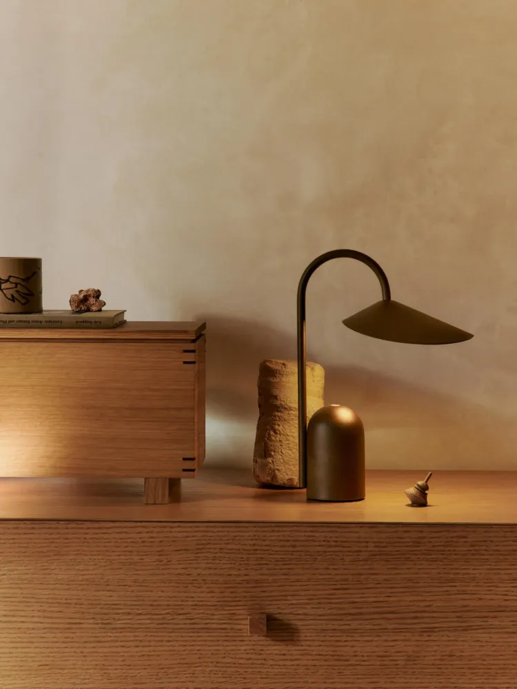 Arum Portable Lamp - Dark Chocolate