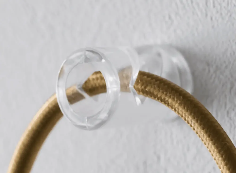 Attaches crochets transparents