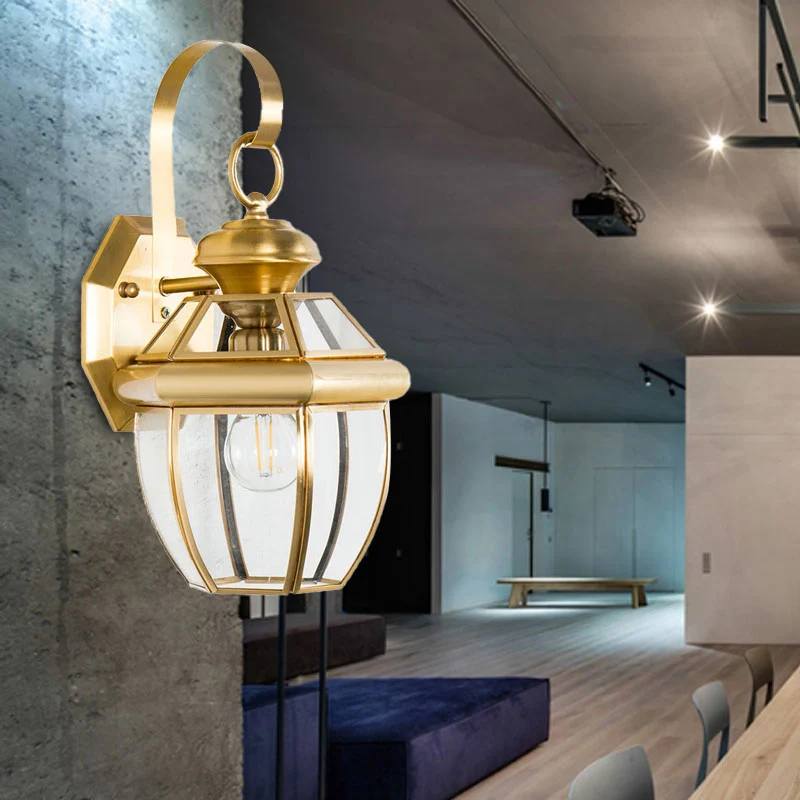 Applique en forme d'urne en métal, luminaire traditionnel traditionnel à 1 tête en laiton pour le salon Clearhalo