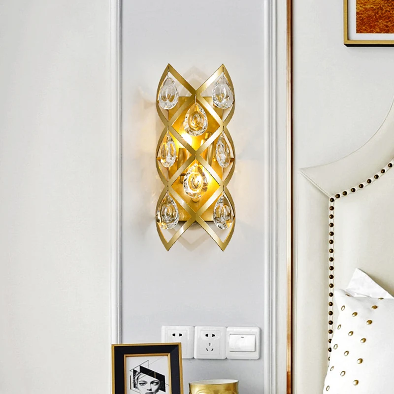 Applique murale de chevet croisée en cristal du milieu du siècle, 2 têtes, lampe murale dorée Clearhalo