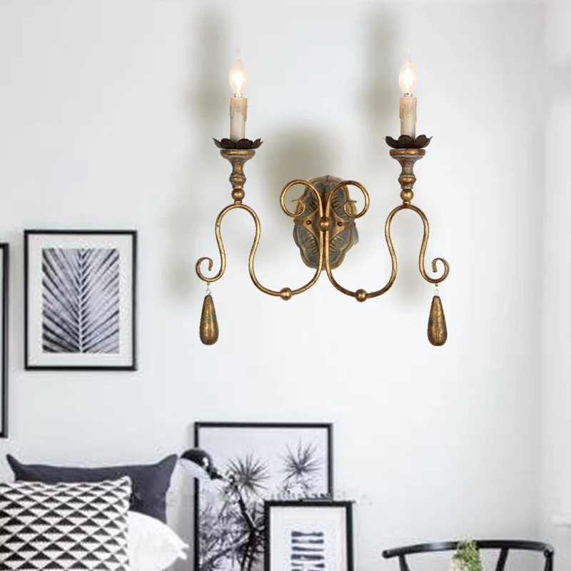 Applique murale dorée à 2 lumières, ampoule exposée en métal de campagne, lampe pour chambre à coucher Clearhalo