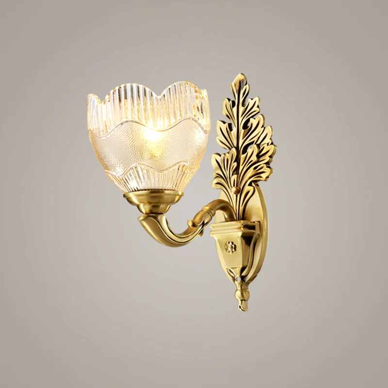Applique murale à une lumière dorée, idée d'éclairage mural en verre nervuré transparent antique Clearhalo