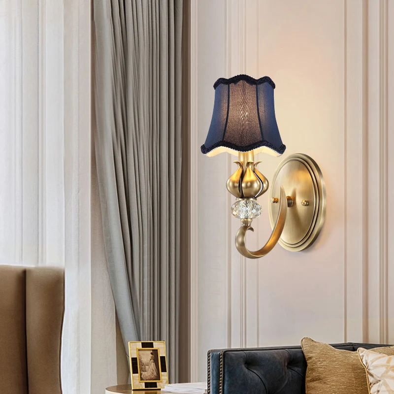 Applique évasée, éclairage mural traditionnel en tissu avec garniture festonnée Clearhalo