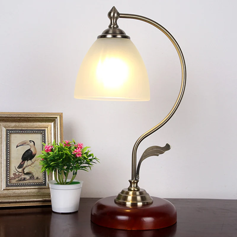 Éclairage de table en forme de dôme marron, lampe de table de chevet traditionnelle en verre givré à ampoule unique pour s...