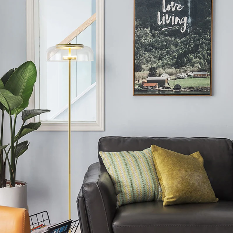 Lampadaire simple sur pied Simplicity avec abat-jour en verre transparent, finition dorée, lampe sur pied Clearhalo