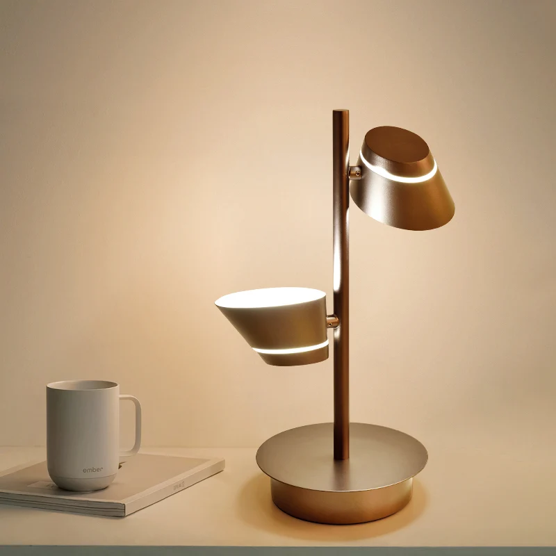 Lampe de nuit à abat-jour conique angulaire pivotant, éclairage de Table de chevet simple en métal moderne en café Clearhalo