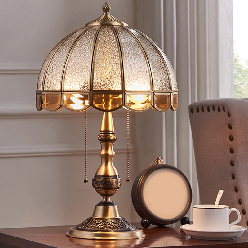Lampe de nuit traditionnelle à abat-jour en forme de dôme, lampe de table en verre d'eau à 1 ampoule avec chaîne de tracti...