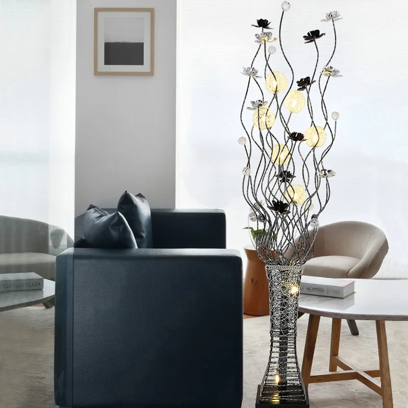 Lampe sur pied en branche d'arbre métallique, luminaire décoratif pour salon de lecture, LED avec Base trapézoïdale, noir...