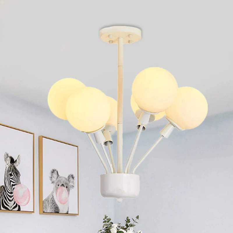 Lampe suspendue ballon à 6 lumières, lampe suspendue moderne en métal et verre en blanc pour chambre d'enfant Clearhalo