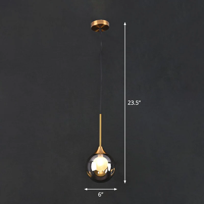 Lampe suspendue de chevet à 1 tête, plafonnier postmoderne en laiton avec abat-jour en verre à fossettes sphériques Clearhalo