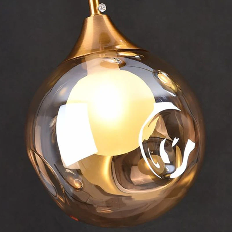 Lampe suspendue de chevet à 1 tête, plafonnier postmoderne en laiton avec abat-jour en verre à fossettes sphériques Clearhalo