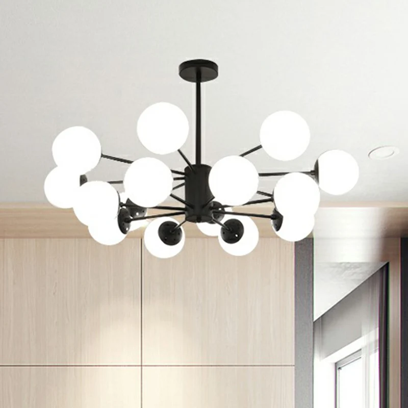Lampe suspendue à éclat noir, lustre moderne en métal avec abat-jour en verre opalin boule pour chambre à coucher Clearhalo