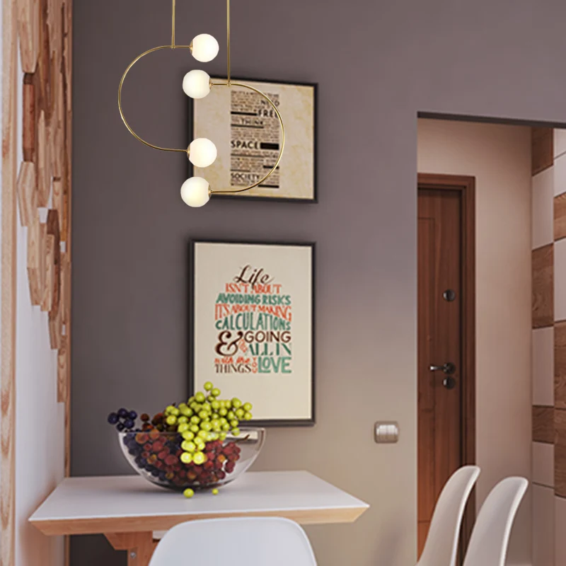 Lampe suspendue en métal en forme de C avec abat-jour boule en verre de lait, lampe suspendue moderne à 2 lumières en or C...