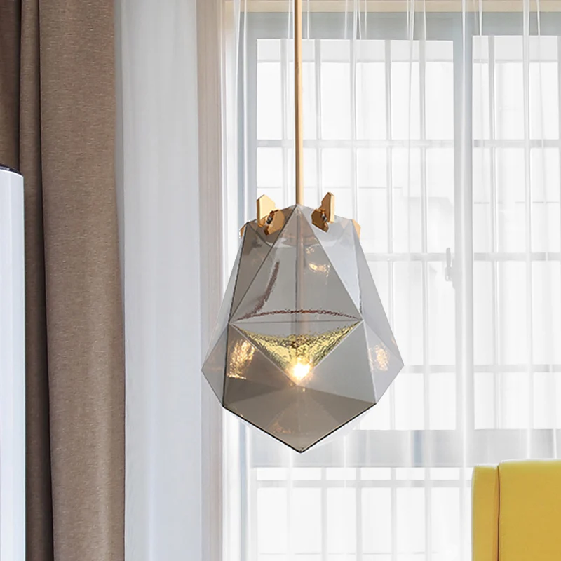 Lampe à suspension moderne à 1 lumière pour chambre à coucher, gris fumé/cognac, avec abat-jour géométrique en verre, 10"/...