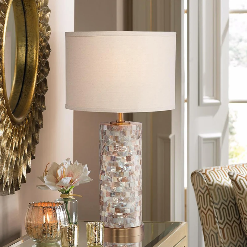 Lampe de table de chevet à colonne en patchwork de coquille, lampe de table de salon minimaliste à 1 tête avec abat-jour c...