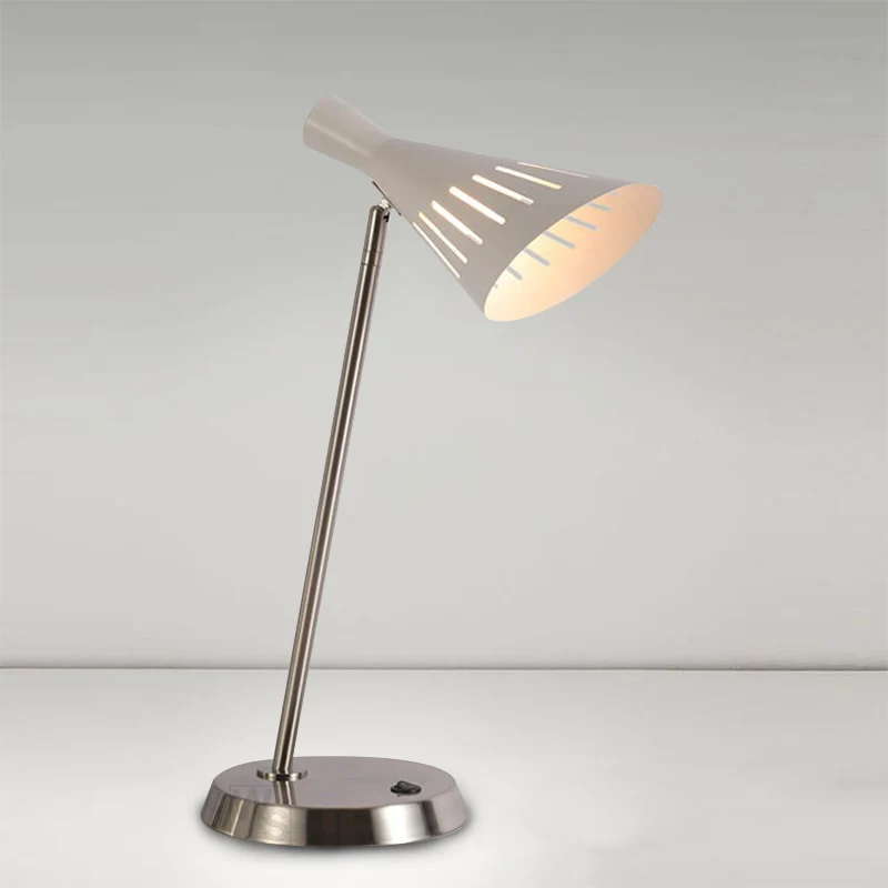 Lampe de Table rotative avec découpes en forme de corne, Style moderne en fer, lampe de table de nuit pour chambre à couch...