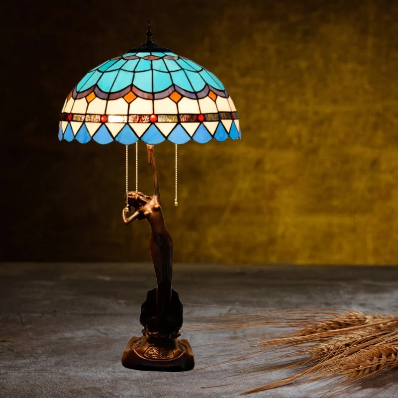 Lampe de table à 3 têtes avec épillet méditerranéen beige/bord en forme de larme bleu et blanc/fleur bleu et marron lampe...