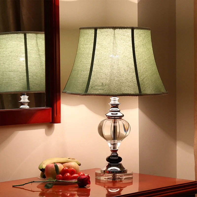 Lampe de table évasée large en tissu, petite lampe de bureau moderne à 1 tête en gris pour le salon Clearhalo