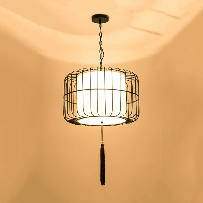 Lanterne suspendue noire en tissu de 16 "/ 19,5" de large, 1 lumière, éclairage vers le bas traditionnel et élégant Clearhalo