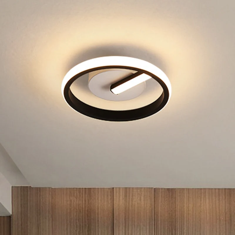 Luminaire LED pour allée proche du plafond, plafonnier noir minimaliste avec abat-jour circulaire en métal Clearhalo