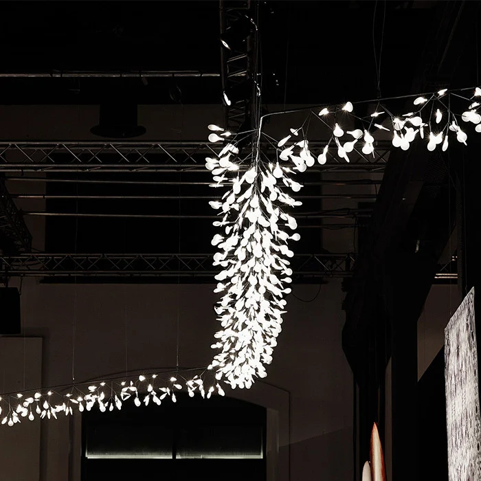 Plafonnier à branches en nickel/or rose, moderne et élégant, éclairage d'îlot multi-lumières en aluminium avec abat-jour e...