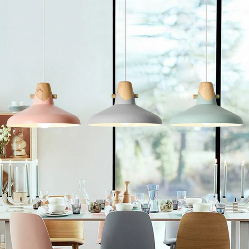 Plafonnier de restaurant conique en métal, 1 ampoule, suspension Macaron avec décor en bois Clearhalo