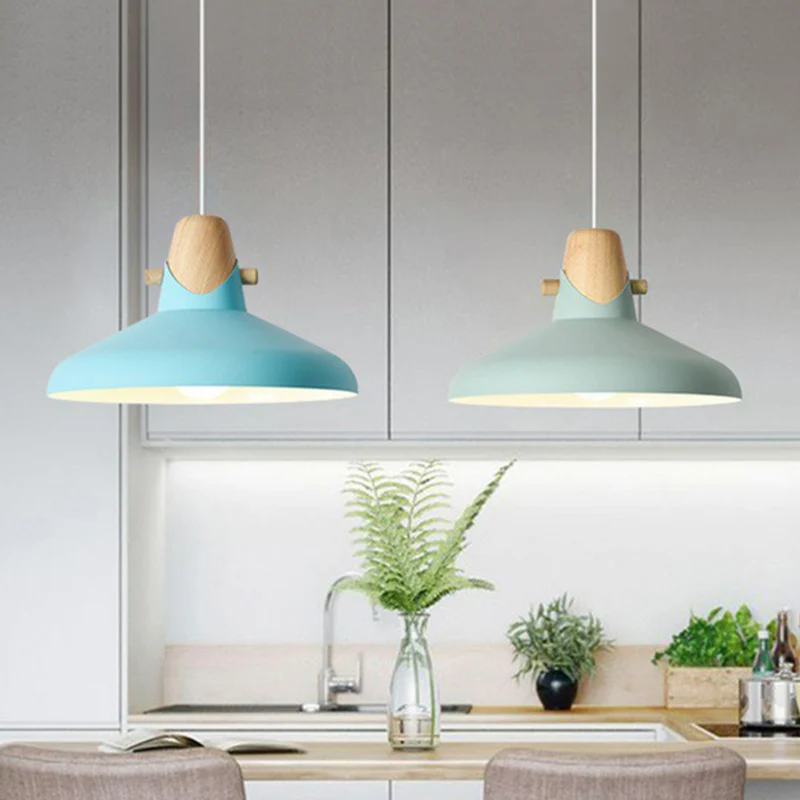 Plafonnier de restaurant conique en métal, 1 ampoule, suspension Macaron avec décor en bois Clearhalo