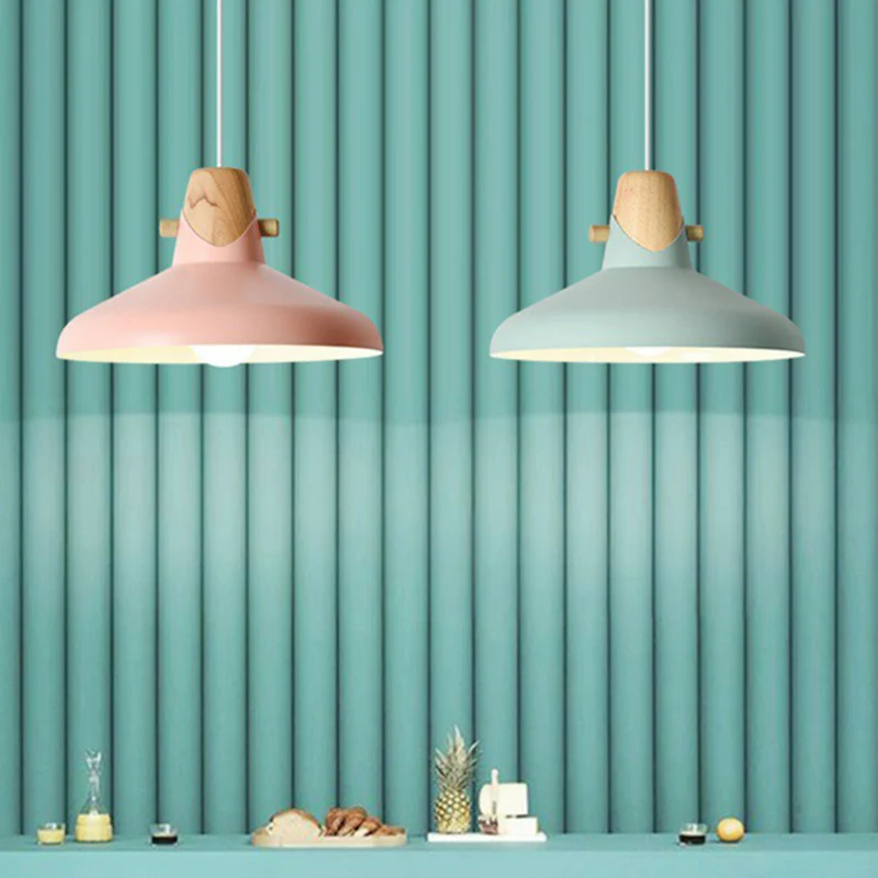 Plafonnier de restaurant conique en métal, 1 ampoule, suspension Macaron avec décor en bois Clearhalo