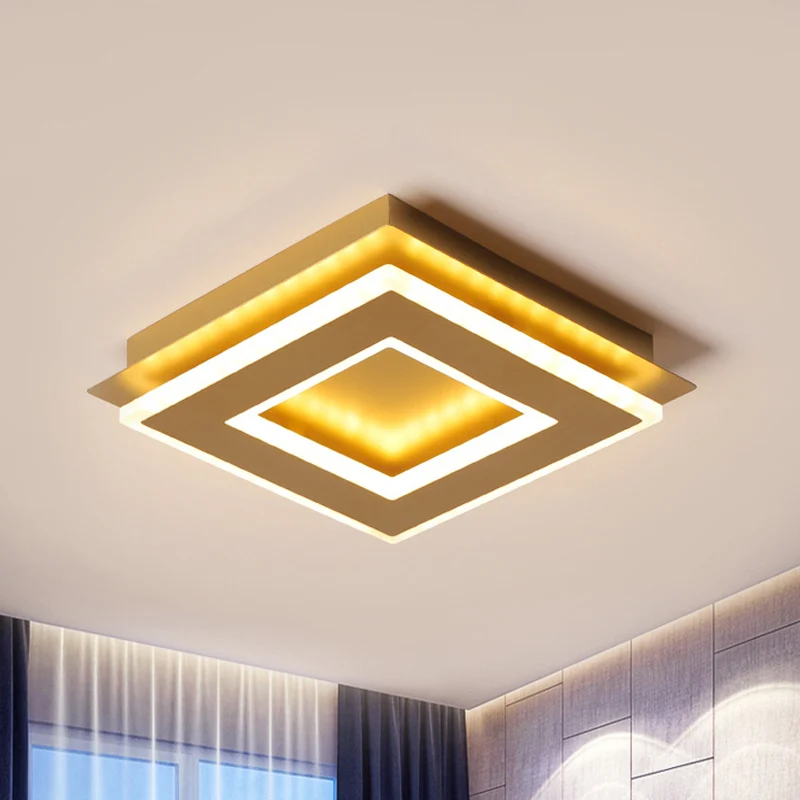Plafonnier rond/carré au fini doré, plafonnier LED métallique moderne et élégant, lumière chaude/blanche Clearhalo