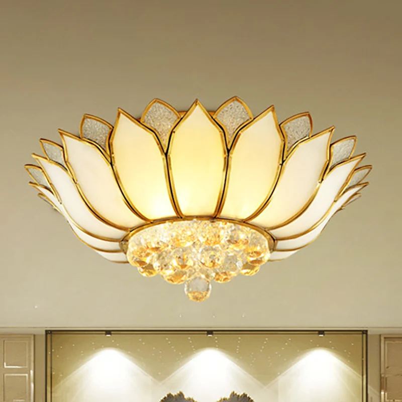 Plafonnier de salon à 4/6 lumières, plafonnier traditionnel doré avec abat-jour en verre crème festonné, 21,5"/23,5" de la...