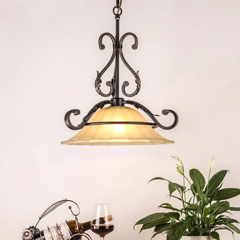 Plafonnier suspendu classique évasé en verre blanc, 1 lumière, noir Clearhalo