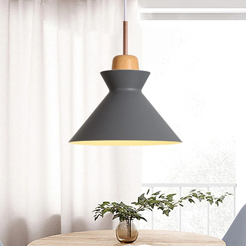 Suspension de table à manger Funnel en aluminium, plafonnier nordique à 1 lumière en gris avec liège en bois Clearhalo