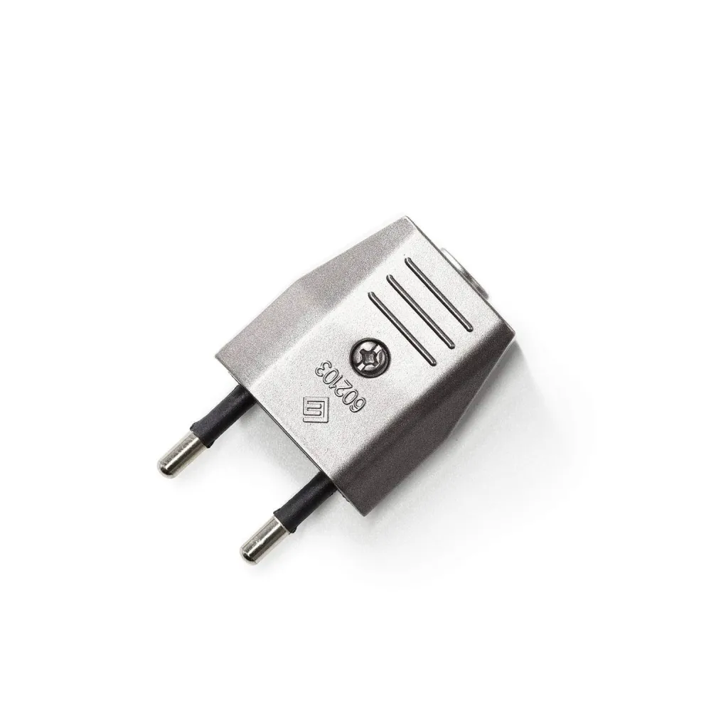 Fiche Européenne Creative Plug 2 pôles 10A - Titane