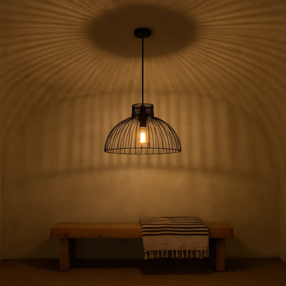 Suspension Métal Noir Dôme | Luminaire Salon Tunisie | Fiolla Home